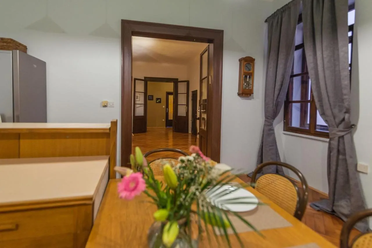 Galerija Apartment Et Netflix Old City 卢布尔雅那 斯洛文尼亚
