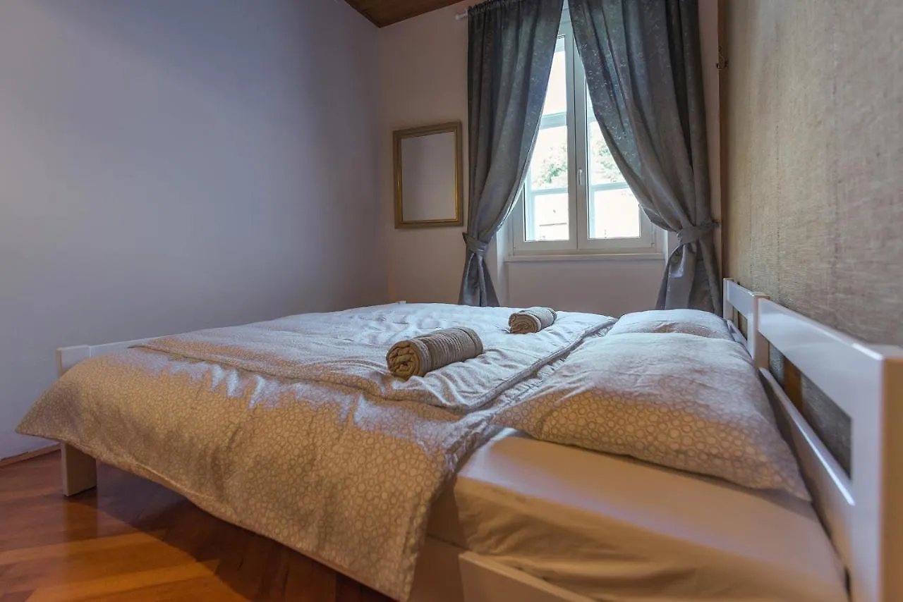 Galerija Apartment Et Netflix Old City 卢布尔雅那
